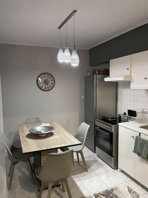 Central Modern Apartment Vólosz Kültér fotó